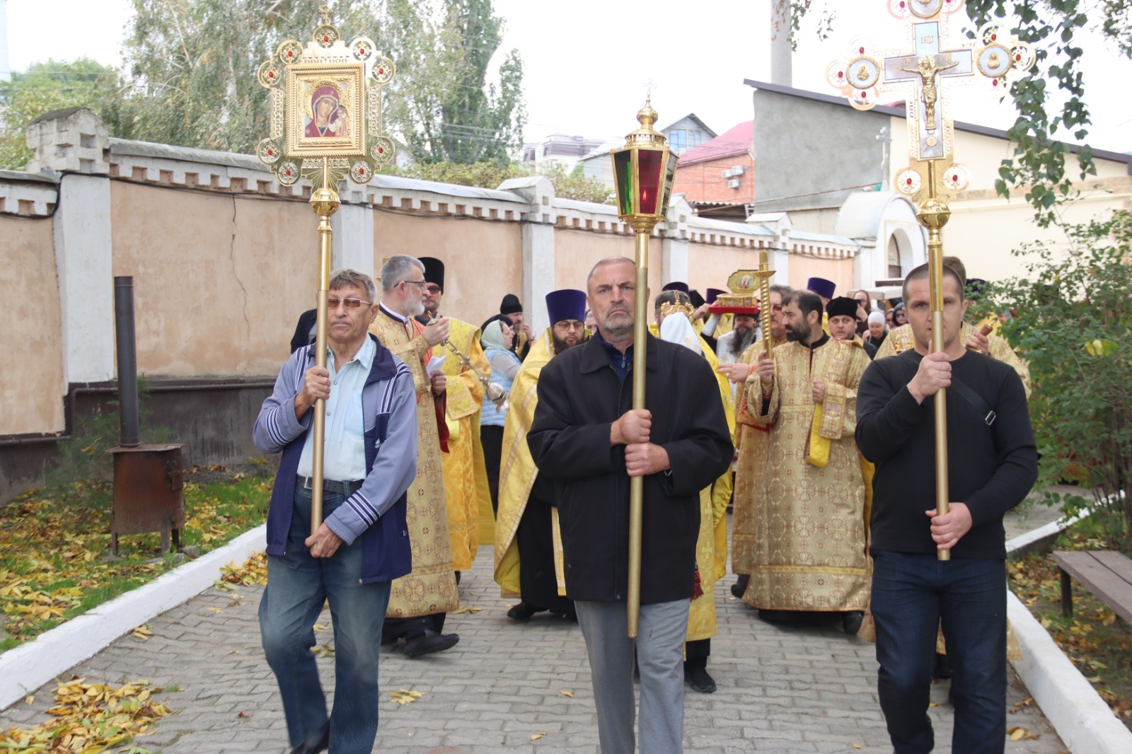 Мощи святителя Тихона - Патриарха Московского и всея Руси доставлены в Махачкалу